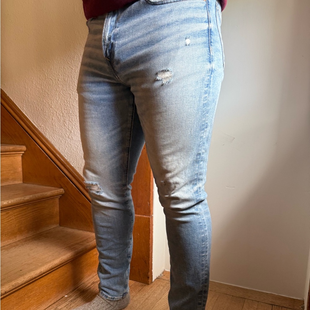 Men's Light Blue Distressed Jeans